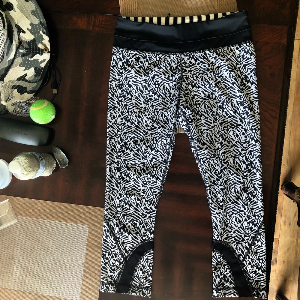 Lululemon crops